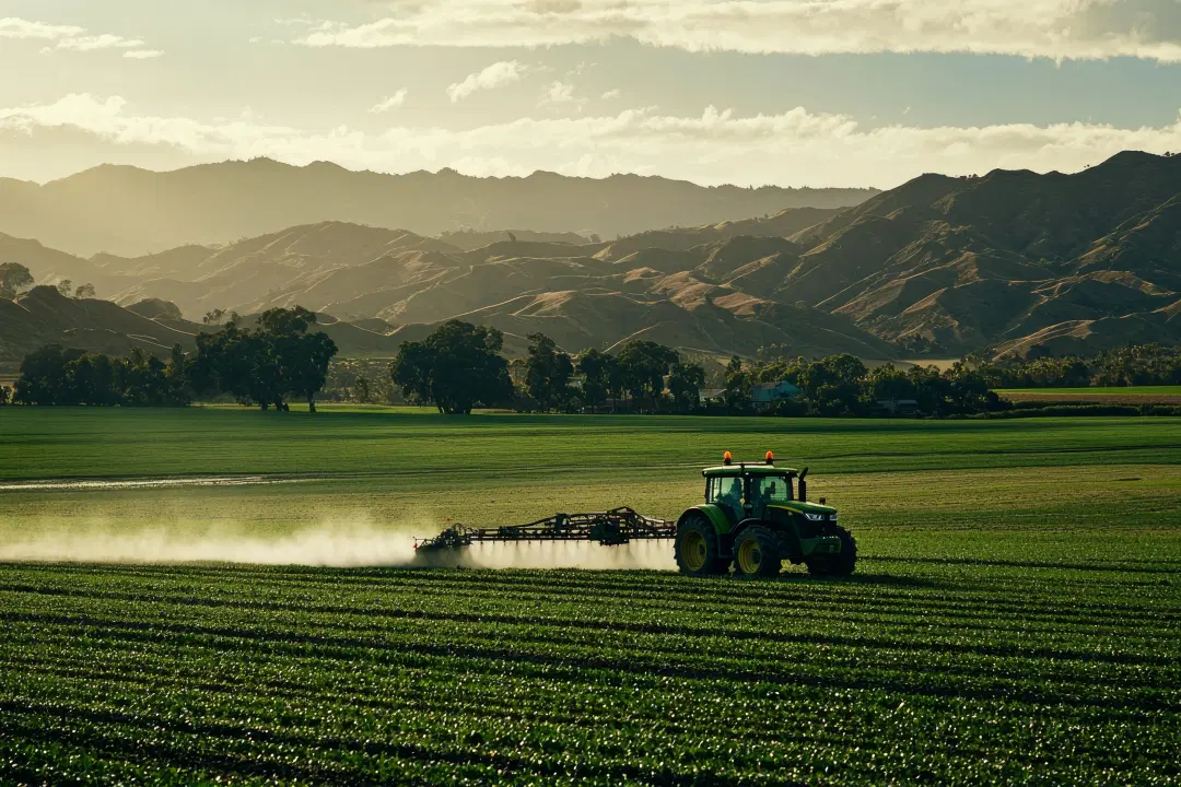 Grow with Nature. Grow with Theia